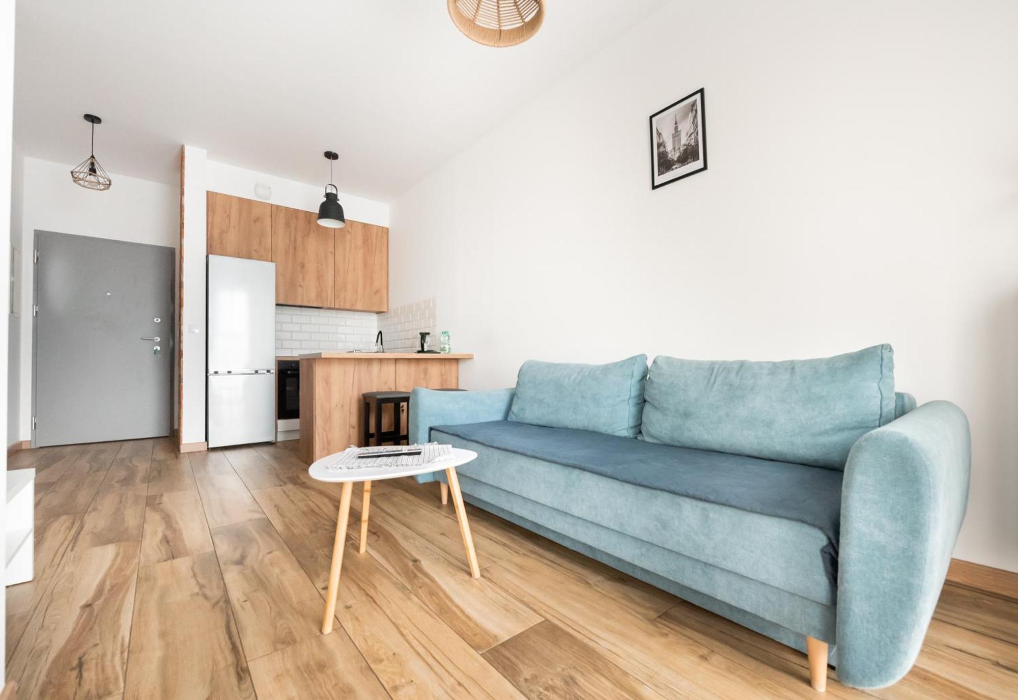 Wola Homely #106 *